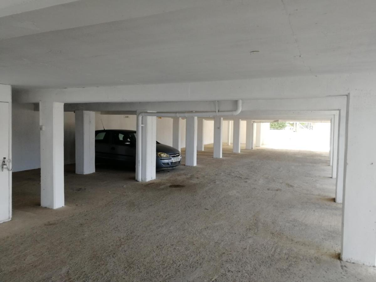 Taniandres Apartments Paralimni Exteriör bild