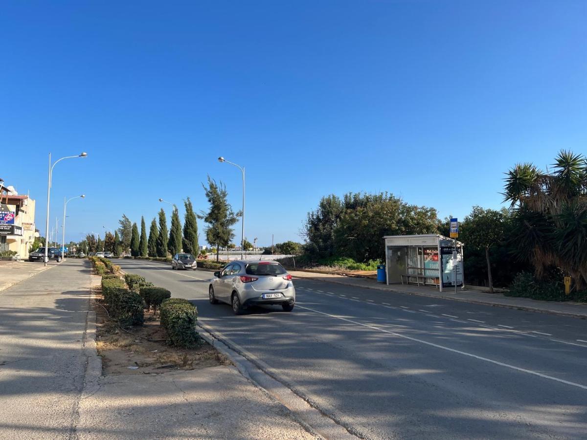 Taniandres Apartments Paralimni Exteriör bild